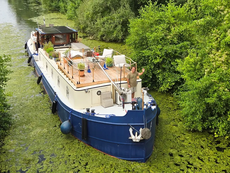 Magnifique péniche type Piper 19,95m – Tout confort – Terrasse - Autonome à Draveil